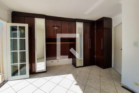 Casa à venda com 190m², 3 quartos e 3 vagas Casa à venda com 190m², 3 quartos e 3 vagasSuíte 2