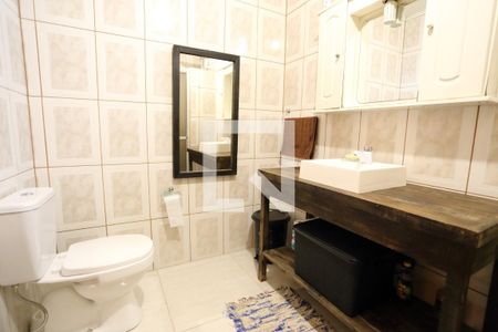 Casa à venda com 363m², 2 quartos e 2 vagasBanheiro