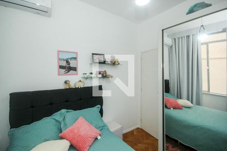 quarto 1 de apartamento à venda com 2 quartos, 74m² em Copacabana, Rio de Janeiro