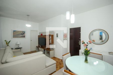 Sala de apartamento à venda com 2 quartos, 74m² em Copacabana, Rio de Janeiro