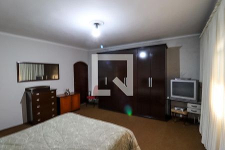 Casa à venda com 310m², 6 quartos e 3 vagasSuíte