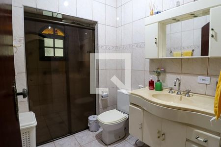 Casa à venda com 310m², 6 quartos e 3 vagasBanheiro Social do 2° andar