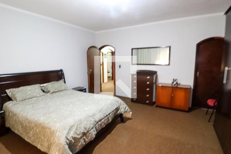 Casa à venda com 310m², 6 quartos e 3 vagasSuíte