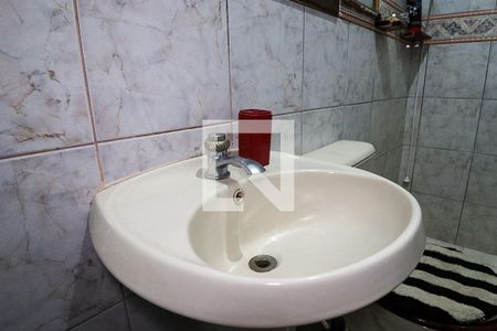 Casa à venda com 310m², 6 quartos e 3 vagasEdícula - Banheiro