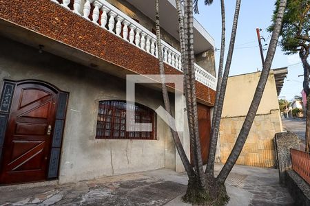 Casa à venda com 310m², 6 quartos e 3 vagasFachada