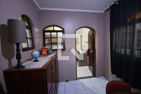 Casa à venda com 310m², 6 quartos e 3 vagasEdícula - Sala