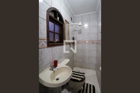 Casa à venda com 310m², 6 quartos e 3 vagasEdícula - Banheiro