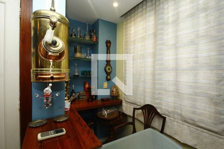 Sala de apartamento à venda com 3 quartos, 137m² em Cosme Velho, Rio de Janeiro