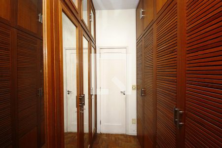 Apartamento à venda com 137m², 3 quartos e 1 vagaCloset da Suíte