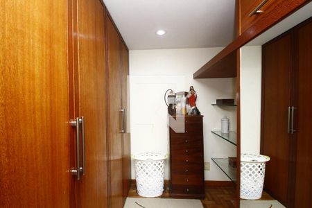 Apartamento à venda com 137m², 3 quartos e 1 vagaCloset da Suíte