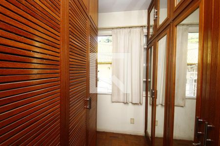 Apartamento à venda com 137m², 3 quartos e 1 vagaCloset da Suíte