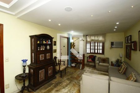 Sala de apartamento à venda com 3 quartos, 137m² em Cosme Velho, Rio de Janeiro