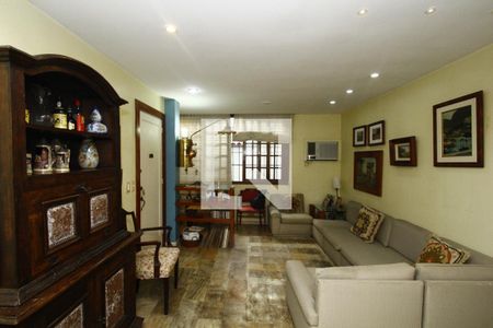 Sala de apartamento à venda com 3 quartos, 137m² em Cosme Velho, Rio de Janeiro