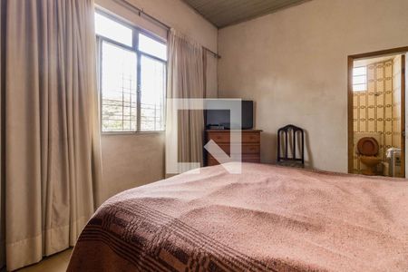 Casa à venda com 500m², 4 quartos e 4 vagasDormitório 2