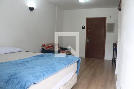 Sala/Quarto de apartamento para alugar com 1 quarto, 35m² em Centro, São Vicente