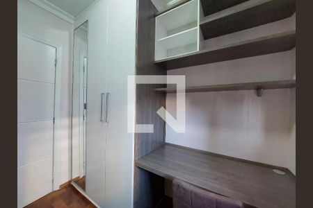 Casa de condomínio à venda com 132m², 3 quartos e 2 vagasQuarto 3