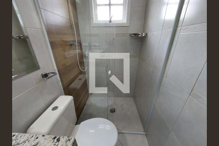 Casa de condomínio à venda com 132m², 3 quartos e 2 vagasBanheiro 1