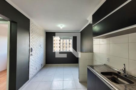 Cozinha/Area de servico de apartamento para alugar com 2 quartos, 33m² em Parque Fongaro, São Paulo