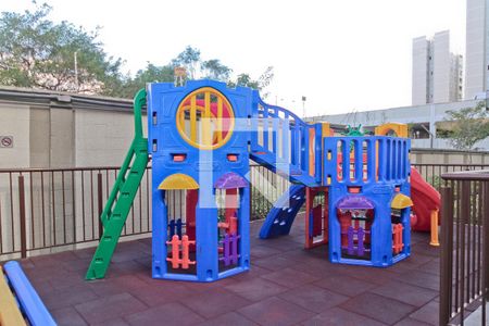 Apartamento para alugar com 38m², 1 quarto e 1 vaga Apartamento para alugar com 38m², 1 quarto e 1 vagaÁrea Comum - Playground