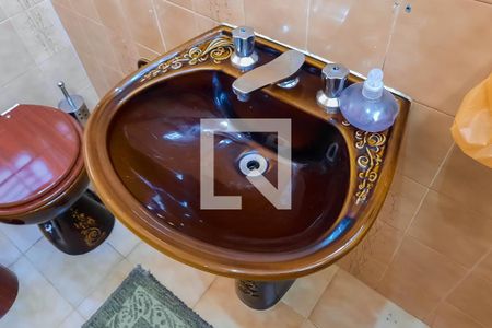 Casa à venda com 148m², 3 quartos e 2 vagas Casa à venda com 148m², 3 quartos e 2 vagasBanheiro