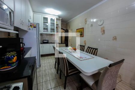 Casa à venda com 148m², 3 quartos e 2 vagas Casa à venda com 148m², 3 quartos e 2 vagasCozinha