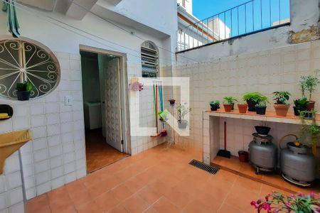 Casa à venda com 148m², 3 quartos e 2 vagas Casa à venda com 148m², 3 quartos e 2 vagasÁrea