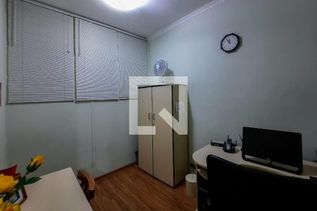 Casa à venda com 148m², 3 quartos e 2 vagas Casa à venda com 148m², 3 quartos e 2 vagasEscritório
