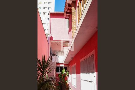 Casa à venda com 330m², 2 quartos e 2 vagasQuintal