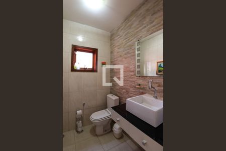 Casa à venda com 330m², 2 quartos e 2 vagasLavabo da churrasqueira