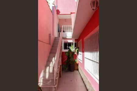 Casa à venda com 330m², 2 quartos e 2 vagasQuintal