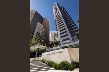 Apartamento para alugar com 40m², 1 quarto e 1 vaga Apartamento para alugar com 40m², 1 quarto e 1 vagaFachada