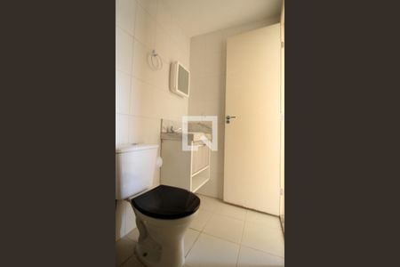 Banheiro  de apartamento para alugar com 2 quartos, 48m² em Vila Angélica, Sorocaba