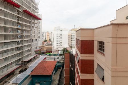 Sala de apartamento à venda com 3 quartos, 100m² em Pinheiros, São Paulo