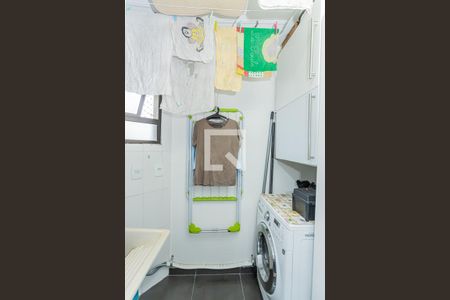 Apartamento à venda com 69m², 2 quartos e 2 vagasÁrea de Serviço