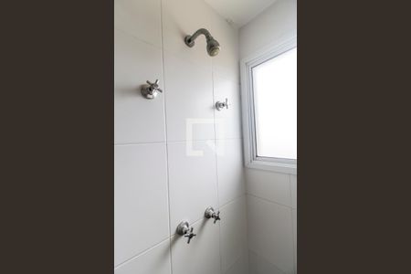 Apartamento para alugar com 65m², 2 quartos e 1 vaga Apartamento para alugar com 65m², 2 quartos e 1 vagaBanheiro da Suíte