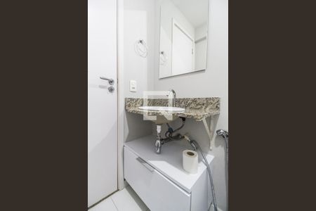 Apartamento para alugar com 65m², 2 quartos e 1 vaga Apartamento para alugar com 65m², 2 quartos e 1 vagaBanheiro 2