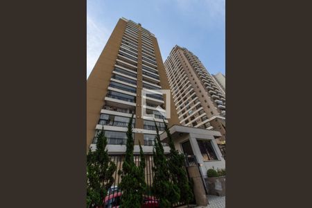 Apartamento para alugar com 65m², 2 quartos e 1 vagaFachada