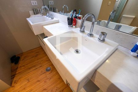 Apartamento para alugar com 140m², 2 quartos e 3 vagasSuíte 1 - Banheiro