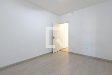 Casa à venda com 272m², 4 quartos e 3 vagasSuíte