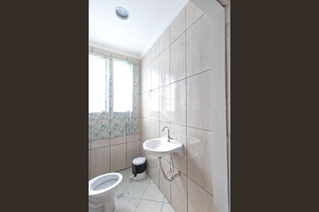 Casa à venda com 272m², 4 quartos e 3 vagasBanheiro de Serviço