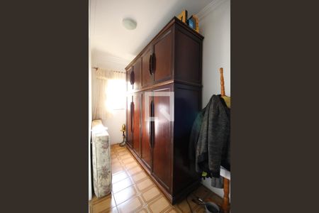 Casa à venda com 150m², 3 quartos e 3 vagas Casa à venda com 150m², 3 quartos e 3 vagasCloset da Suíte 2