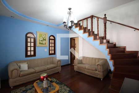 Sala de casa à venda com 3 quartos, 150m² em Cipava, Osasco