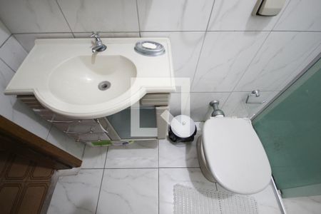 Casa à venda com 150m², 3 quartos e 3 vagas Casa à venda com 150m², 3 quartos e 3 vagasBanheiro Corredor