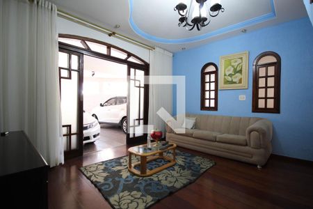 Sala de casa à venda com 3 quartos, 150m² em Cipava, Osasco