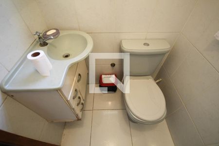Casa à venda com 150m², 3 quartos e 3 vagas Casa à venda com 150m², 3 quartos e 3 vagasBanheiro 4
