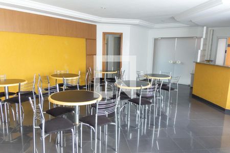 Apartamento à venda com 134m², 2 quartos e 2 vagasSalão de festas