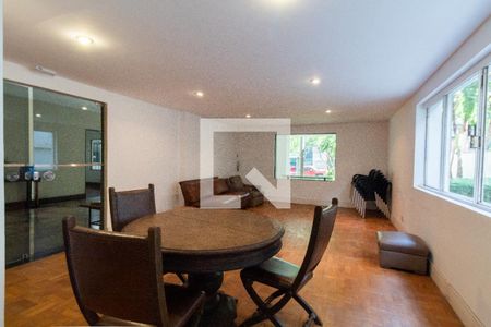 Apartamento à venda com 160m², 2 quartos e 1 vaga Apartamento à venda com 160m², 2 quartos e 1 vagaSalão