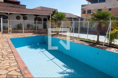Casa à venda com 250m², 3 quartos e 2 vagasPiscina