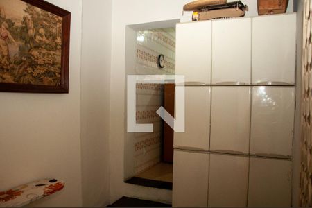 Casa à venda com 250m², 3 quartos e 2 vagasÁrea de Serviço