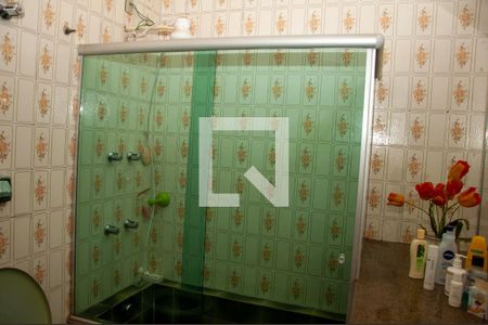 Casa à venda com 250m², 3 quartos e 2 vagasBanheiro da Suíte